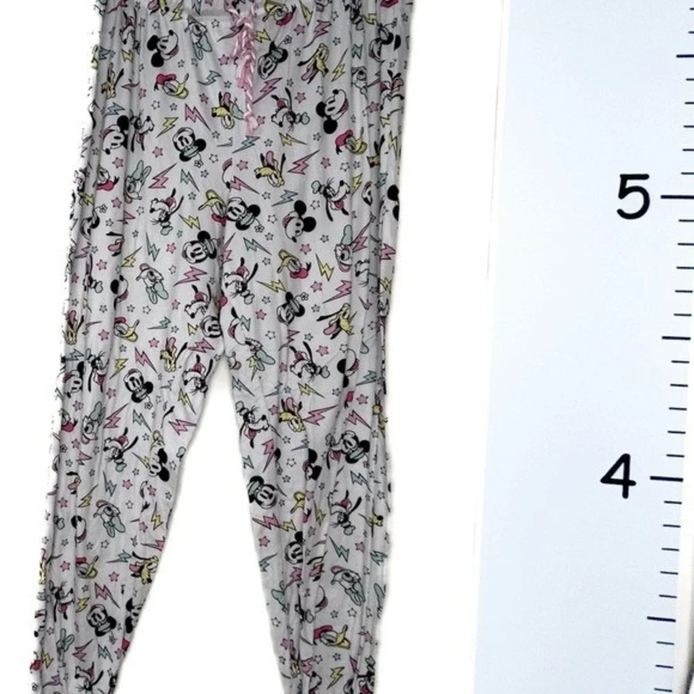 Disney Micky Minnie & Characters on White Pajama Pants‎ Medium - Picture 3 of 15